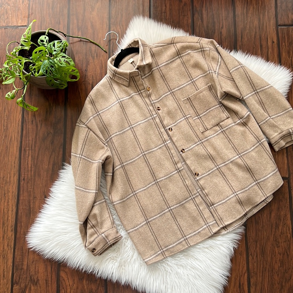 Woman plaid shacket  nude beige neutral color combo